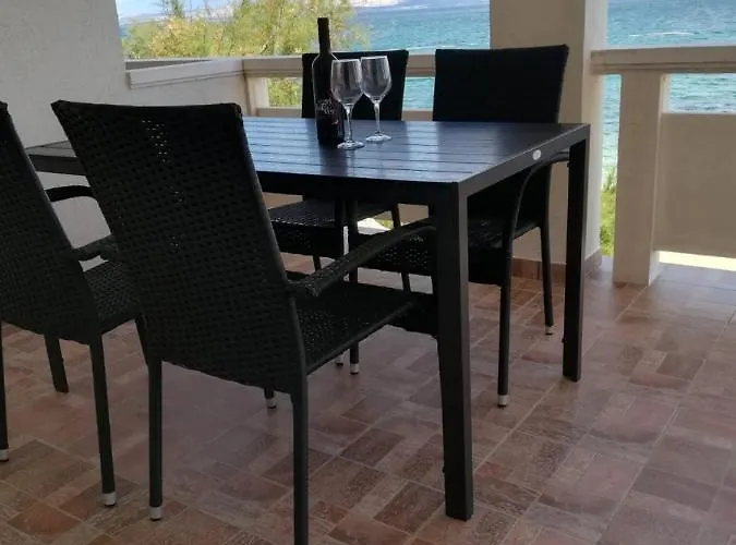 Lägenhet In With Sea View, Terrace, Air Conditioning, Wifi 4472-2 Vir